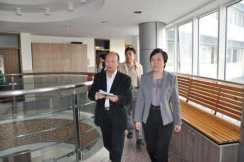党委副书记胡敏视察公司大木桥路校区